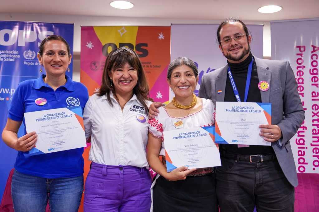 De izquierda a derecha: Ana Lucía Bucheli, representante de OIM, Sonia Quezada, representante de la OPS Ecuador,  Paolina Vercoutère Quinche, viceprefecta de Imbabura y Efrén Astudillo, coordinador nacional de salud mental y apoyo psicosocial de HIAS.