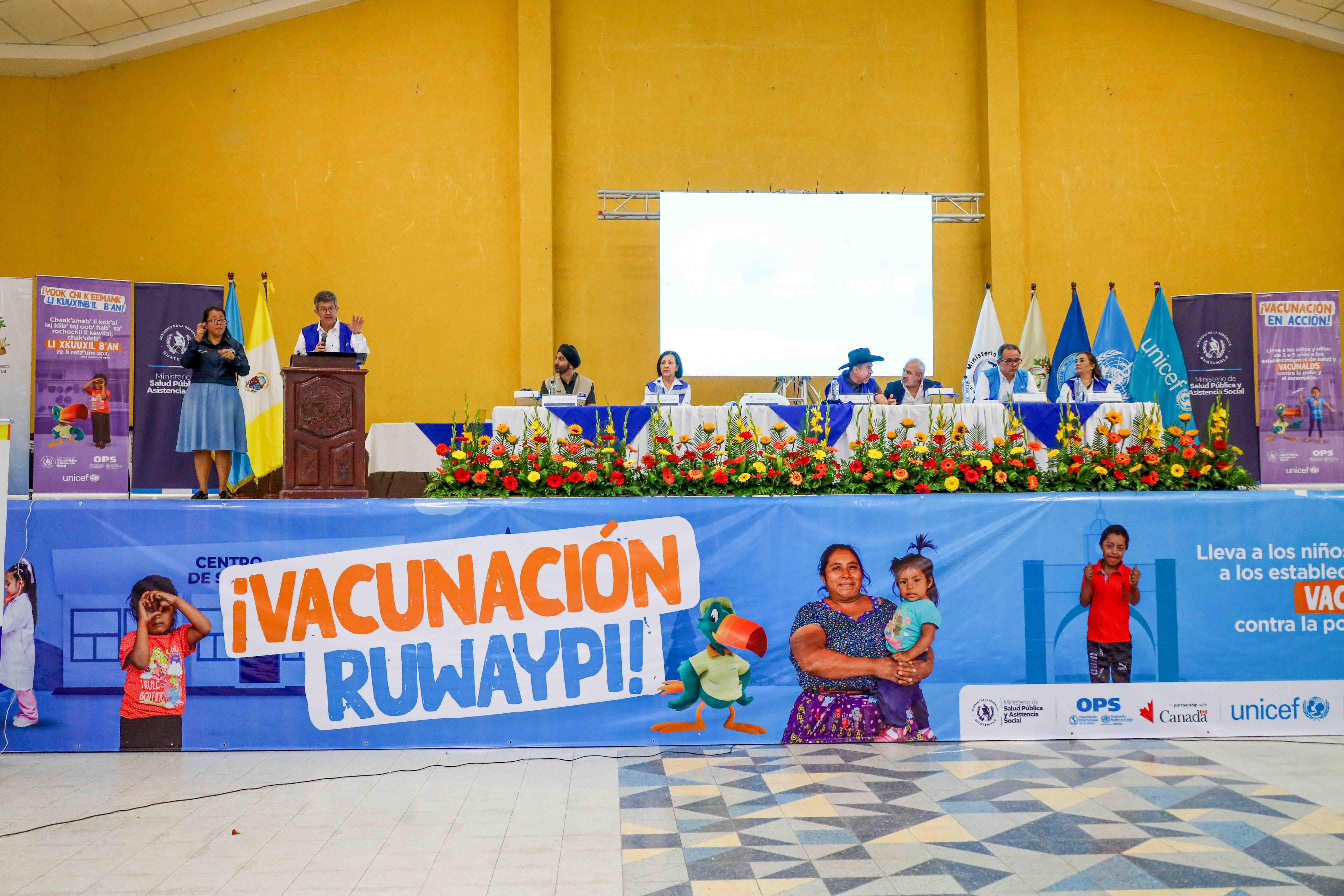 Lanzamiento vacunación sarampión en Guatemala