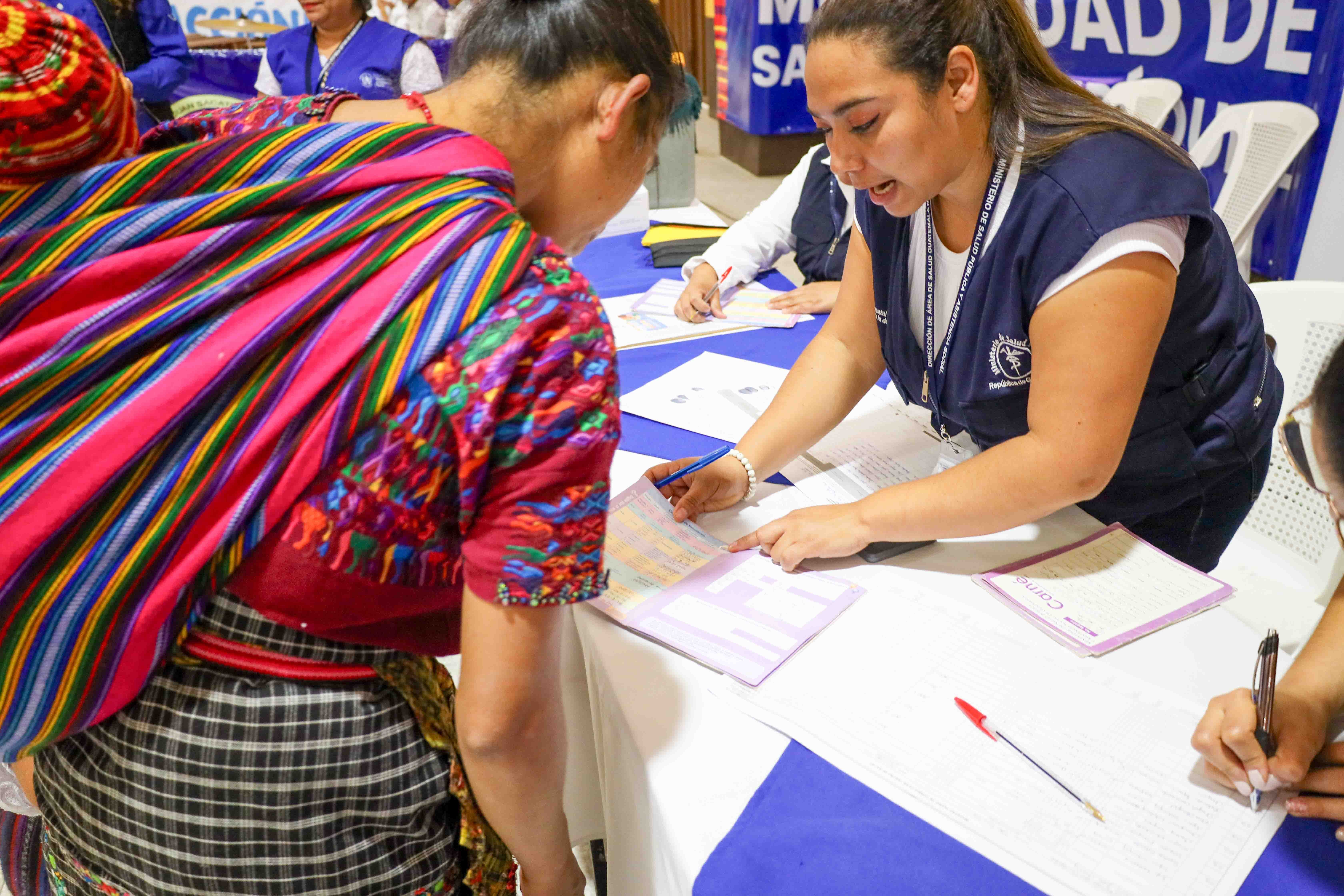 Lanzamiento vacunación sarampión en Guatemala