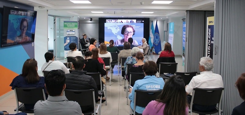 Participantes en el lanzamiento de e-BlueInfo Honduras