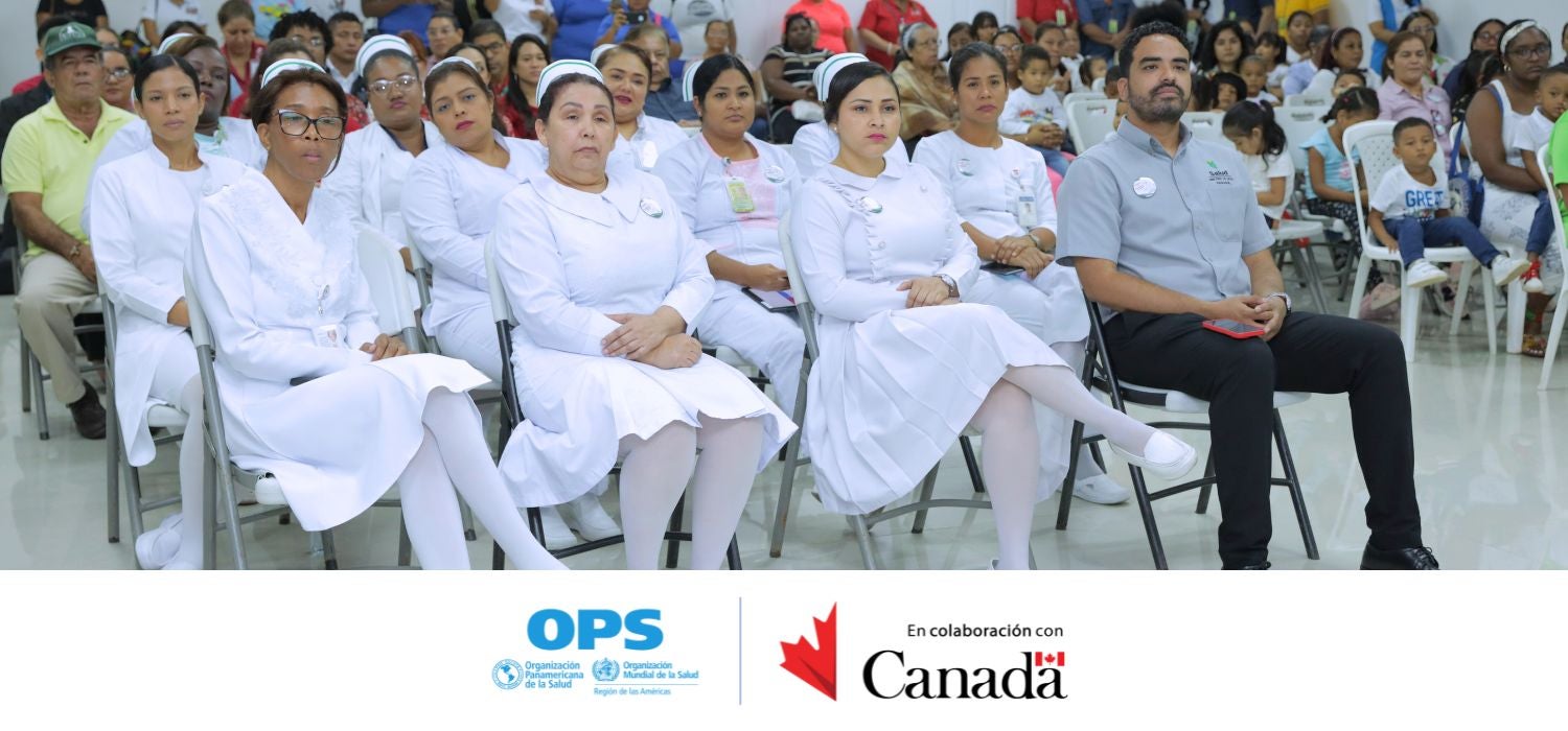 Fotografía de enfermeras participando en el lanzamiento de la nueva campaña para reforzar el seguimiento contra el sarampión, dirigida a completar la cobertura de vacunación de niños entre 1 a 4 años de edad.