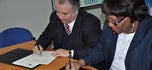 OPS/OMS firma convenio con Asociación Chilena de Municipalidades para fortalecer la atención primaria de la salud en los niveles locales