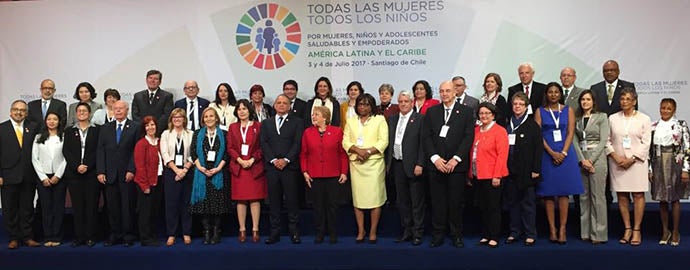 Grupo Reunion de Chile 2017 con presidente Bachelet
