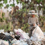 Los niños y los basureros digitales: exposición a los residuos y salud infantil