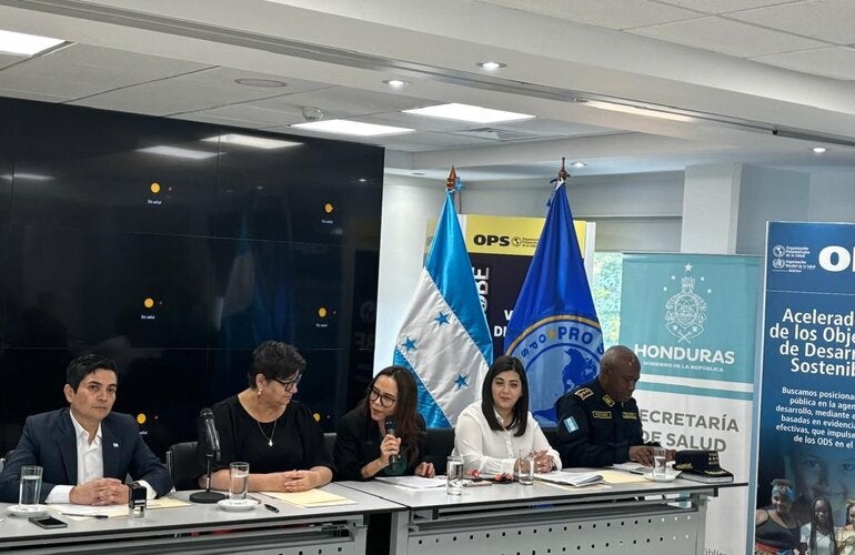 Ministra de Salud firma convenio con otras instituciones para la eliminación de enfermedades