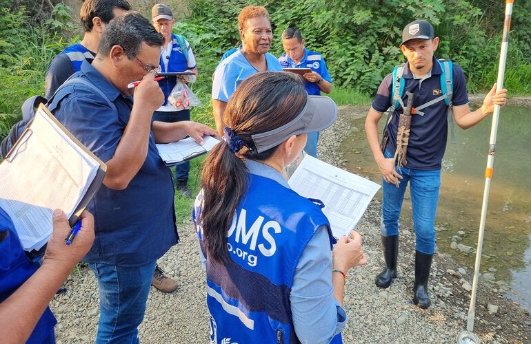 Equipos de OPS en el campo