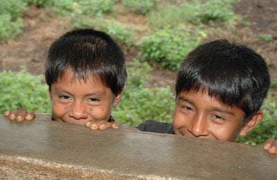 © OPS/OMS Brasil, Cuenca del Río Xingu | 2005. Semana de la vacunación. FOTO: A. Waak. 