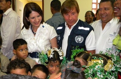 © OPS/OMS Panama | 2011. Ricardo Montaner se suma a la Semana de Vacunación de las Américas.