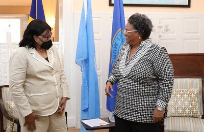 PAHO Director meeting with Prime Minister of Barbados