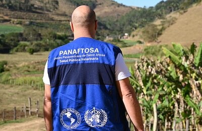 técnico de panaftosa en campo