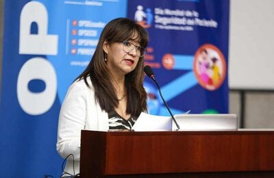 La representante de OPS Ecuador, doctora Sonia Quezada, participa de evento “Diagnósticos correctos, pacientes seguros”, en el Hospital de Especialidades Eugenio Espejo.  