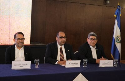 Autoridades inauguran taller de cancer infaltil