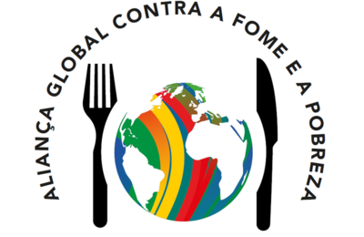 Logotipo de la Alianza Mundial contra el Hambre y la Pobreza. Un tenedor y un cuchillo rodean el globo terráqueo, que actúa como plato.