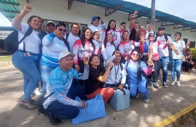 El equipo de trabajadores sanitarios antes de partir a la primera jornada en la población piaroa de Gavilán, municipio Atures del estado Amazonas