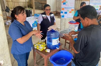 Taller de lavado de manos en la comunidad de San Felipe