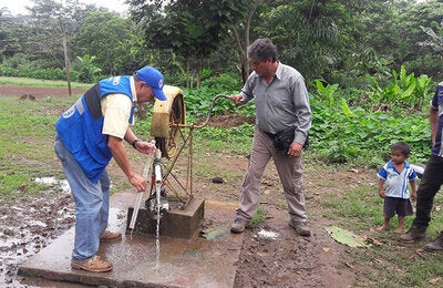 Colaboración entre el sector de WASH y el sector de la salud: Guía práctica para los programas de lucha contra las enfermedades tropicales desatendidas