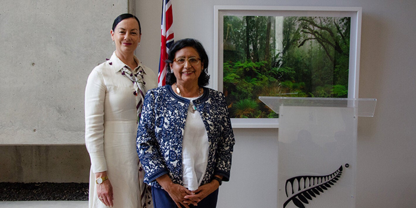  Embajada de Nueva Zelandia en Colombia y PWR Colombia