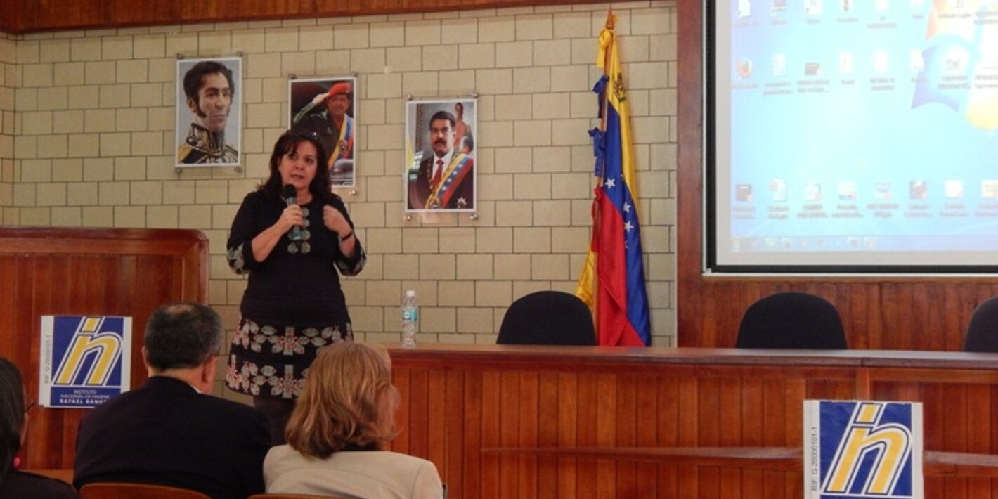 Foto: La Dra. Tulia Hernández, viceministra de Salud Colectiva del MPPS, inauguró el encuentro