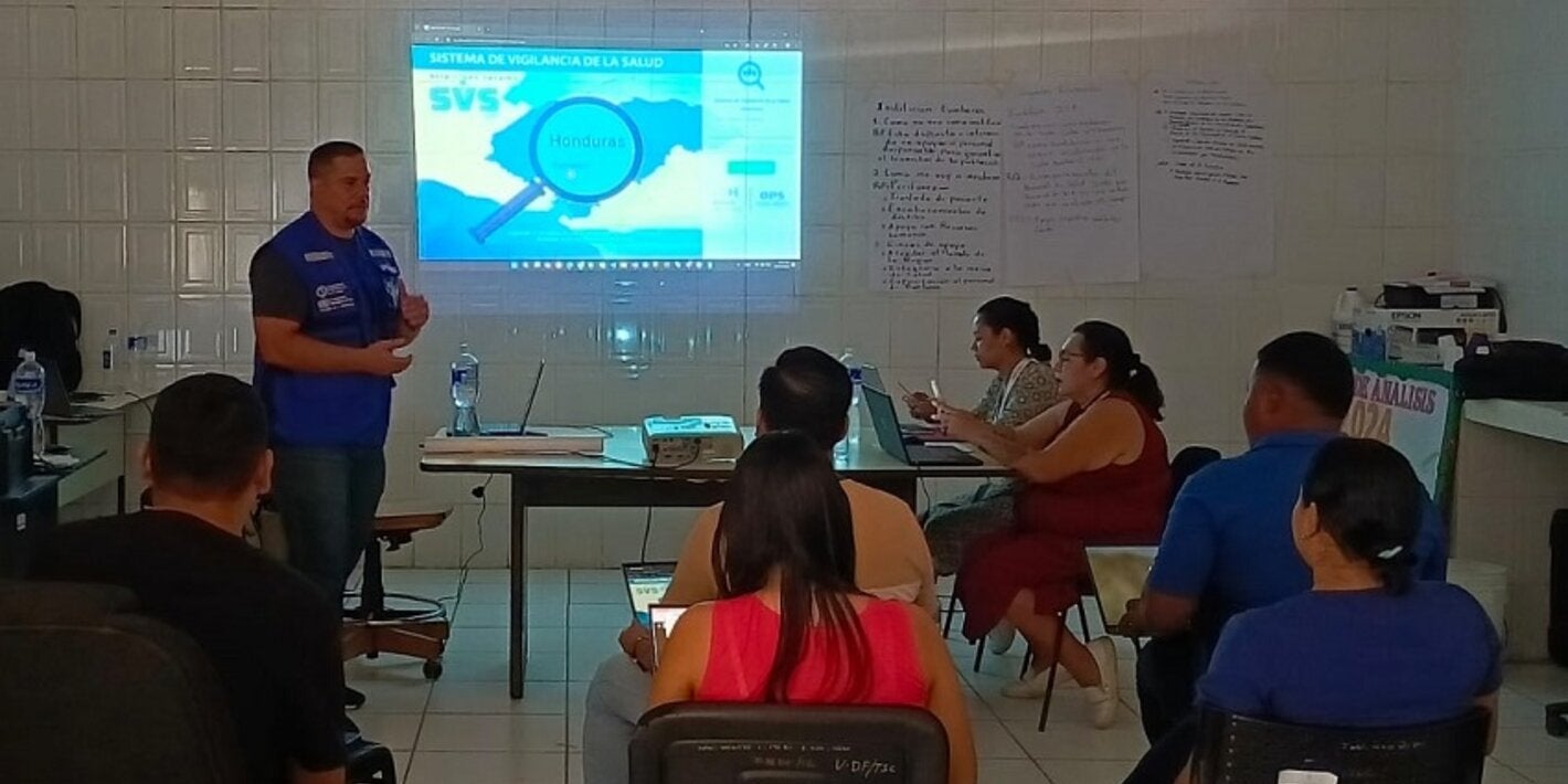 Consultor de OPS explica el sistema de vigilancia para tuberculosis