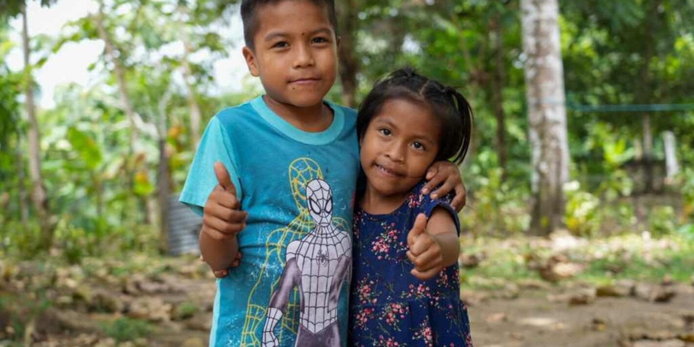 Niños de la comunidad de Limoncocha (Shushufindi), en la Amazonía de Ecuador