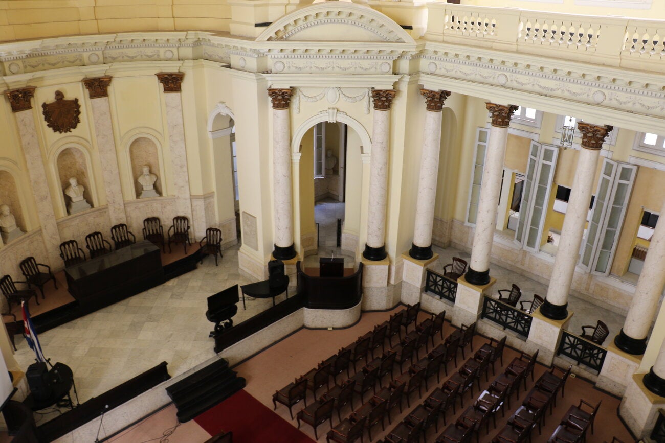 Auditorio con estilo de inicios de 1900s