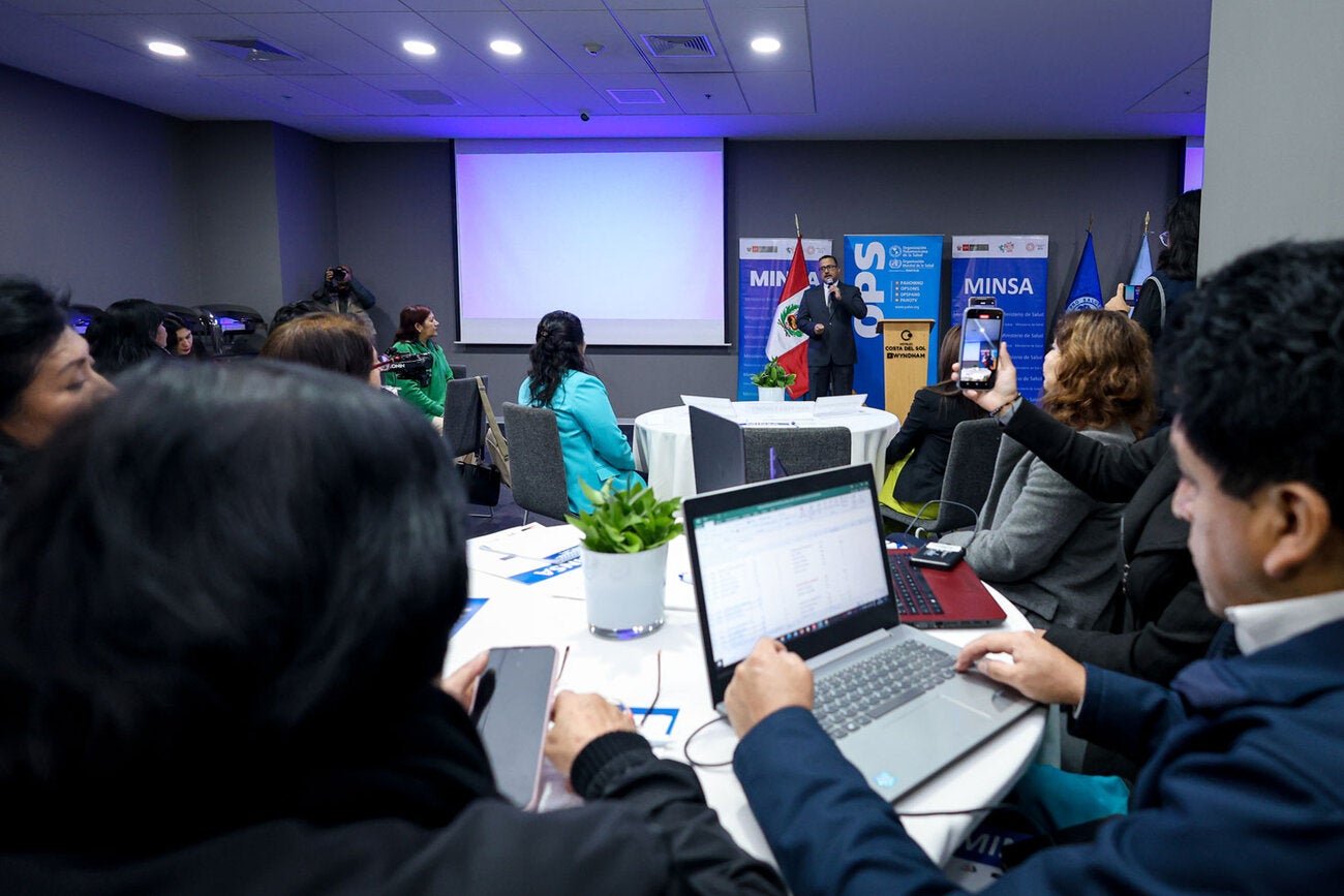 OPS || Viceministro de Salud Pública, Ricardo Peña Sánchez durante el evento de microplanificación con regiones