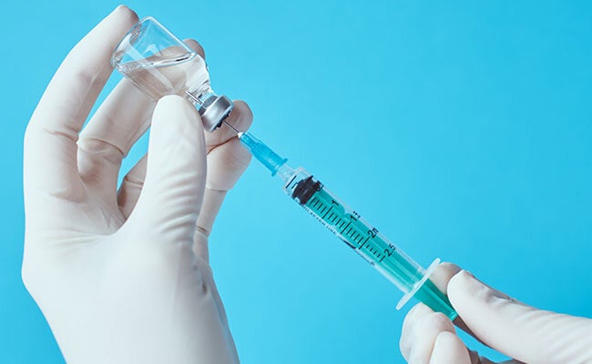 Vaccin Préventif Contre Le Coronavirus Et Seringue