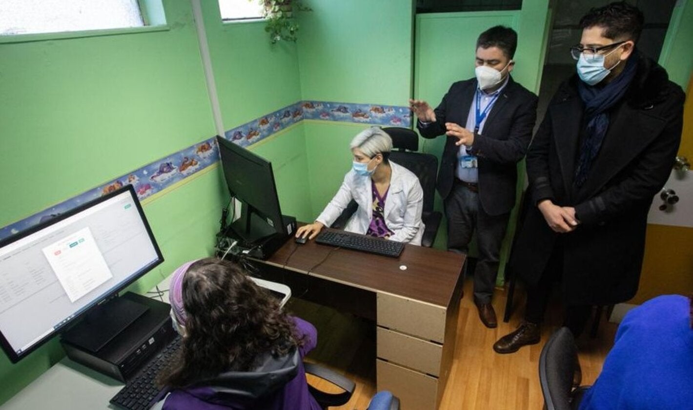 Con Inicio Del Curso De Implementación Para Telesalud En Chile, El País ...