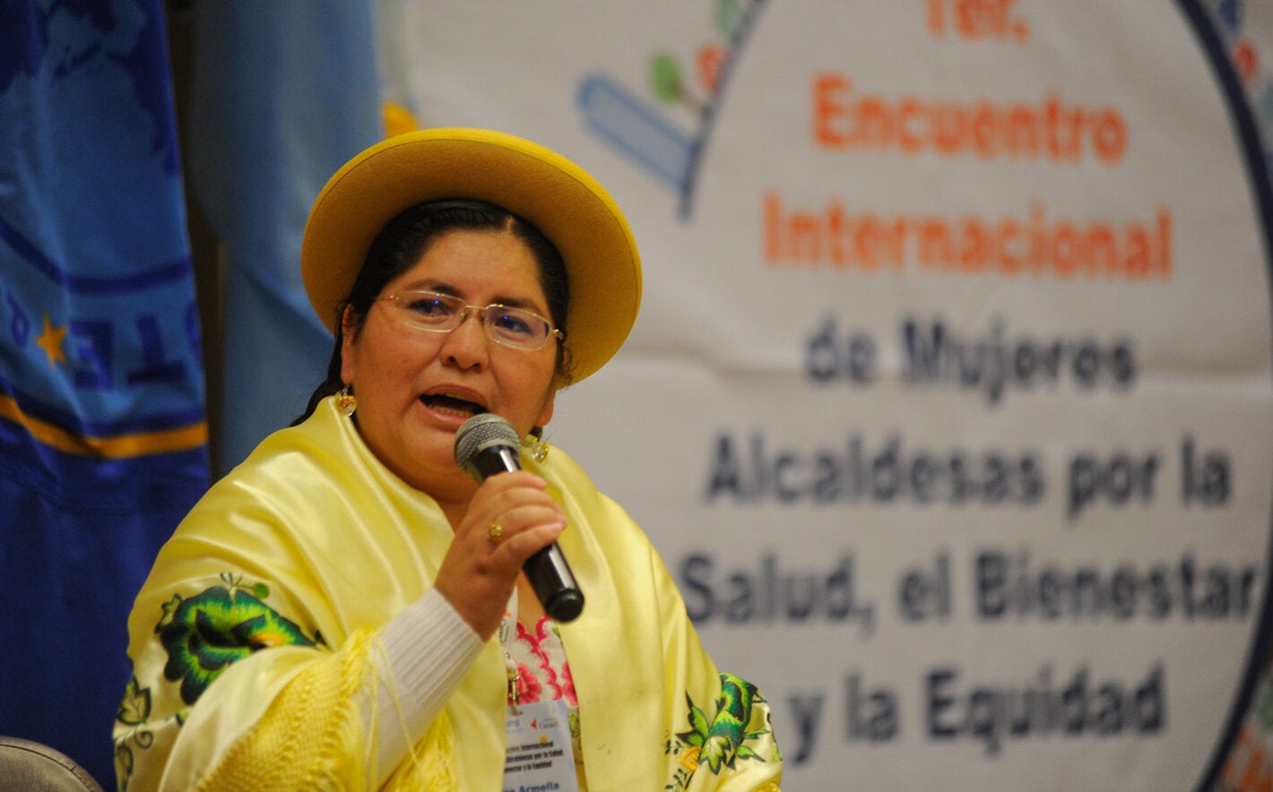 Mayor intervenes at Mayors meeting in Bolivia