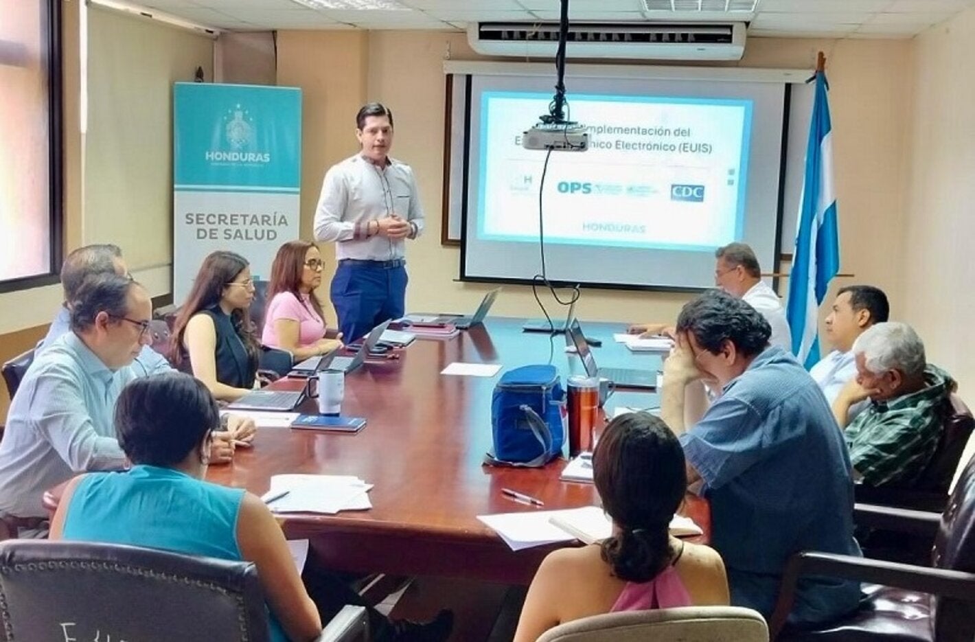 Misión para implementar el Expediente Electrónico en Honduras