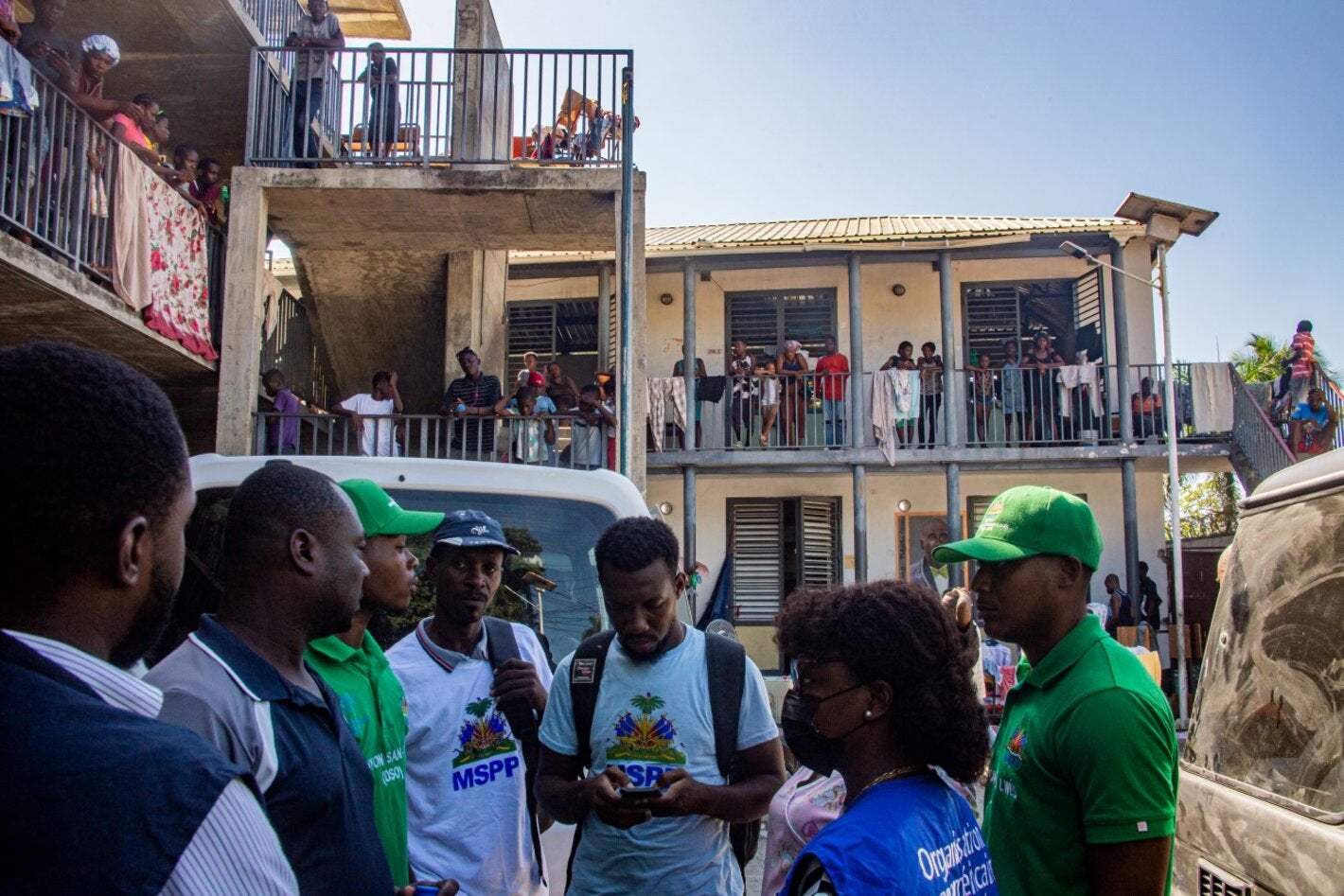 PAHO personnel and Health workers on a IDP site in Haiti