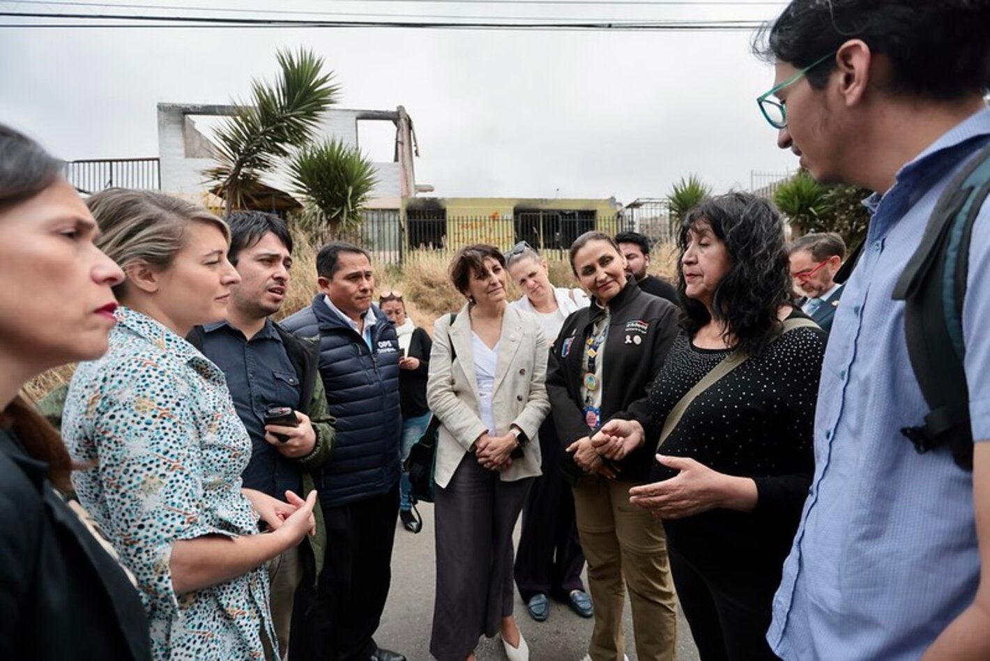 El objetivo de la visita fue observar los progresos en la implementación de los fondos donados por Canadá a OPS/OMS Chile destinados a la respuesta y rehabilitación de las comunidades afectadas por los incendios forestales del 2 y 3 de febrero de 2024.