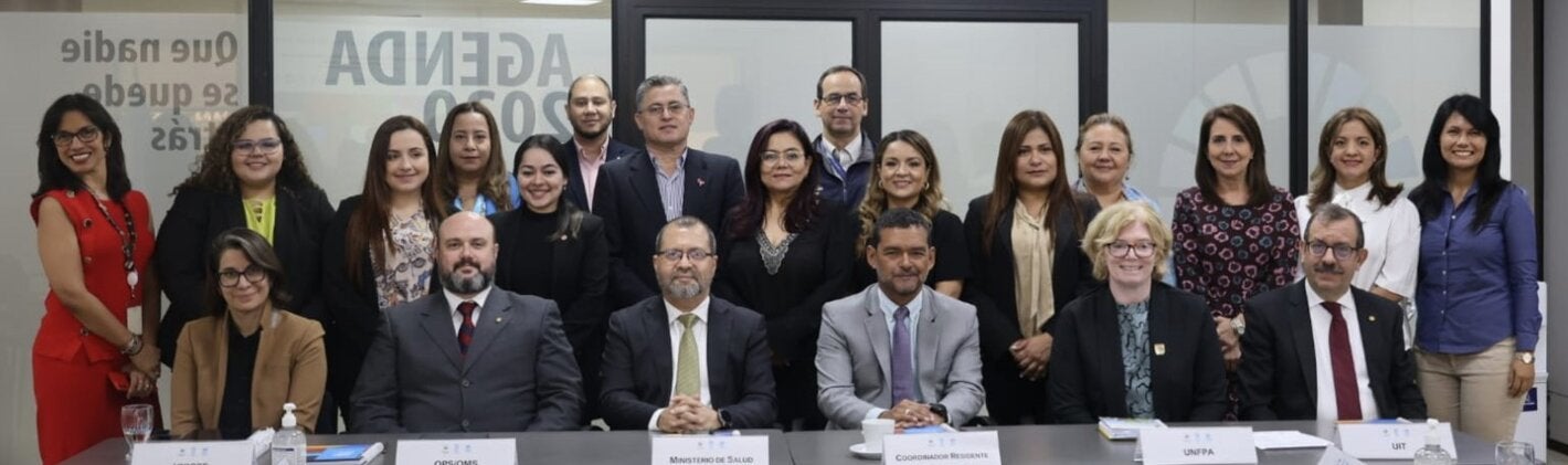 Reunion de autoridades para proyecto de salud digital