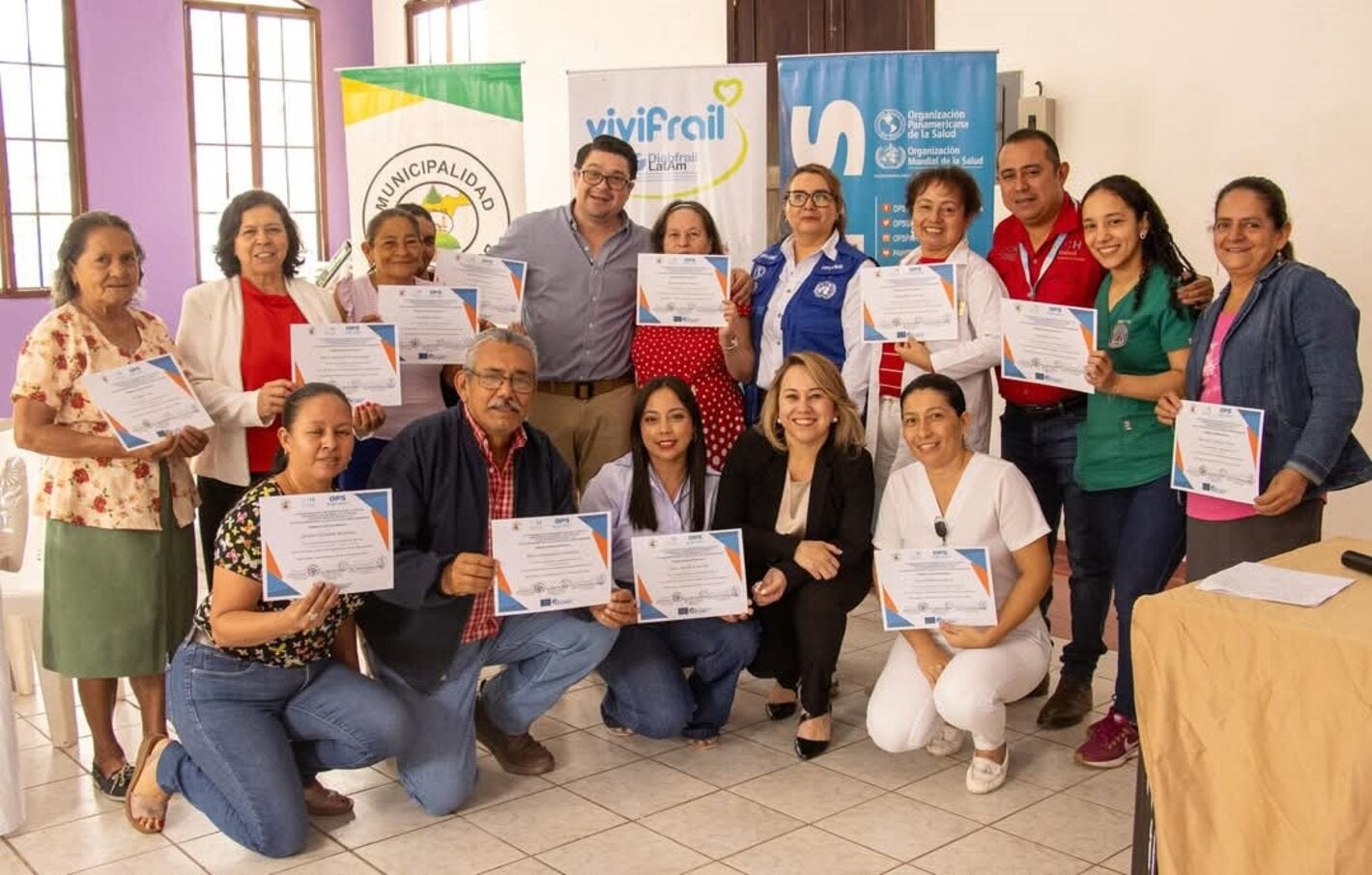 Participantes de programa diabrail y vivifrail en Honduras