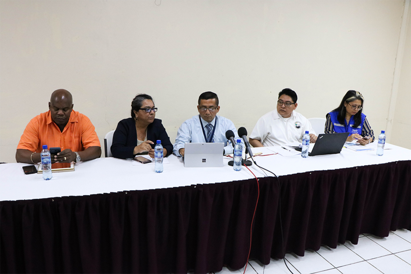 Belize Ministry of Health hosts a press conference with key ...