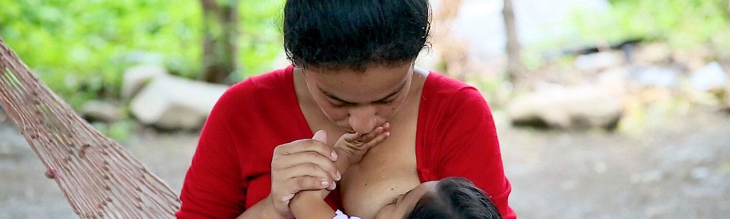 Superación de problemas de la lactancia materna: MedlinePlus enciclopedia  médica