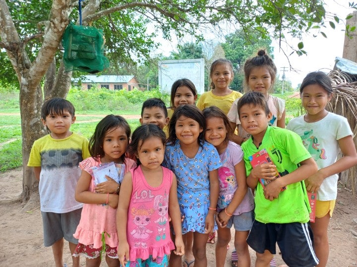 niños de las comunidades visitadas